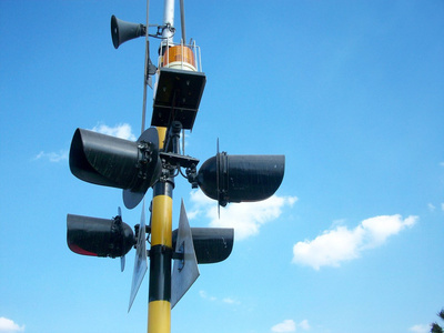 城市记忆的守望者 老信号杆照片背后的故事与价值