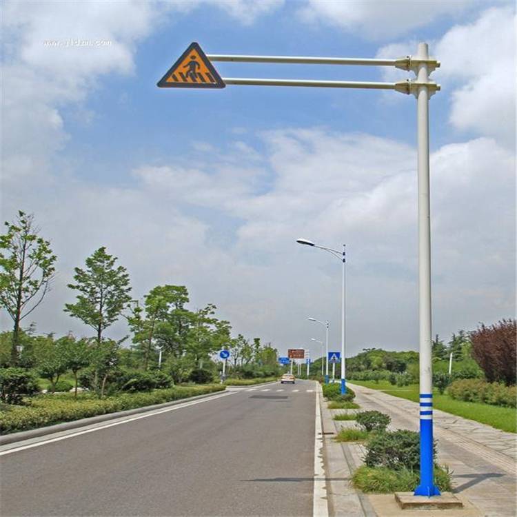 明华双悬臂交通标志杆的单悬杆加工优势与应用